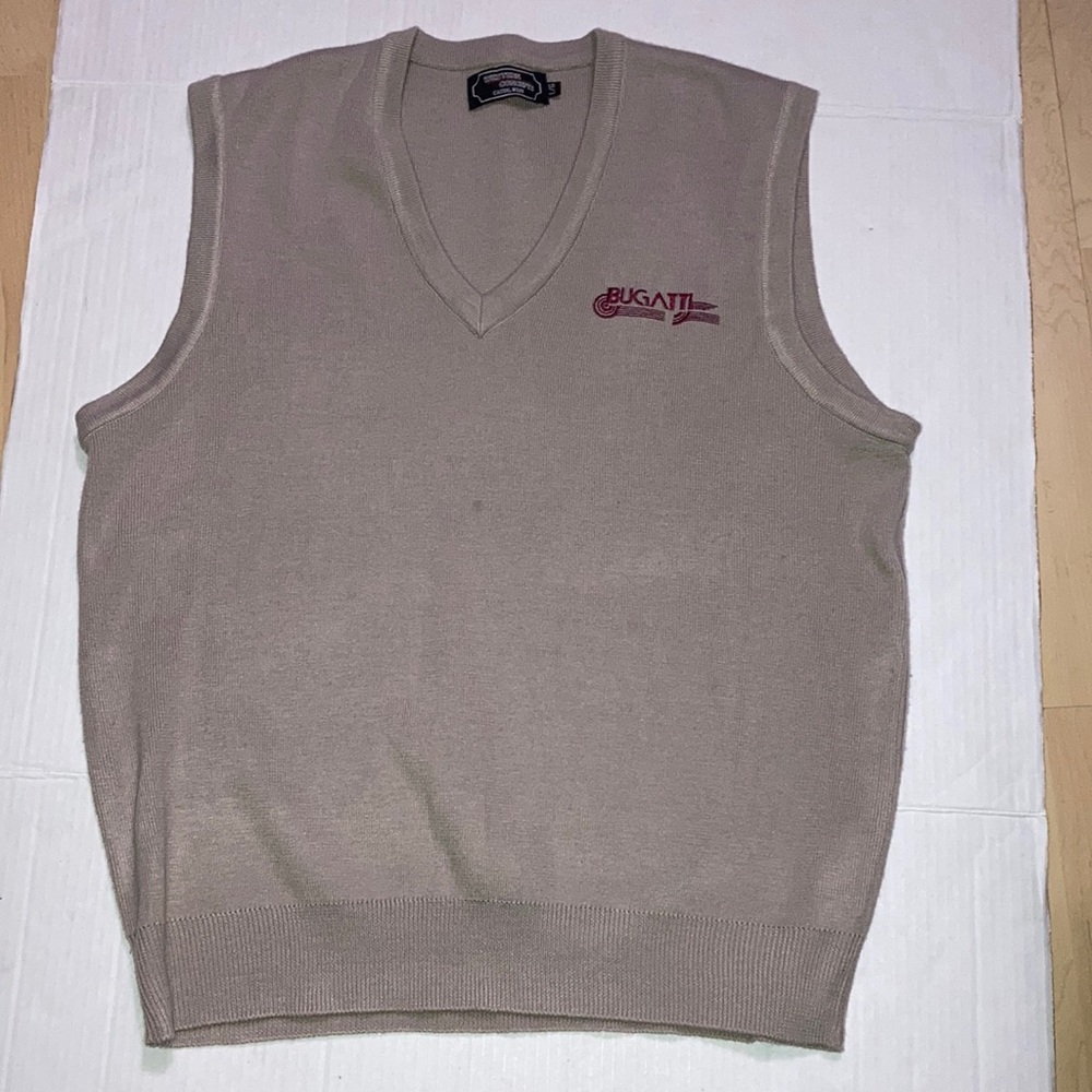 Bugatti logo acrylic vest size L